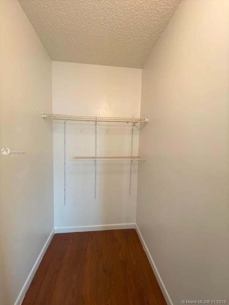 PINE RIDGE AT HAVERHILL C - Residential Lease