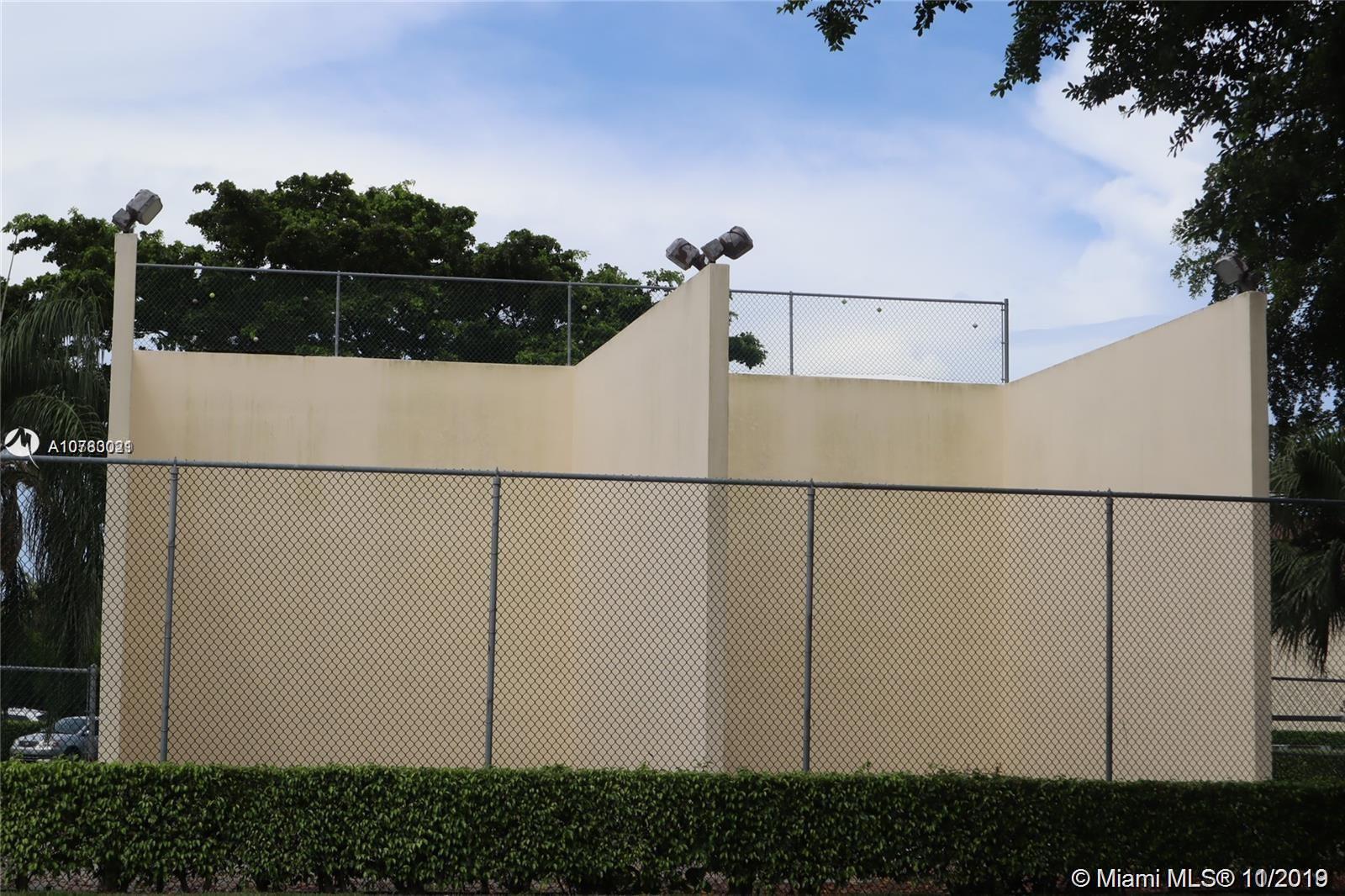 PINE RIDGE AT HAVERHILL C - Residential Lease