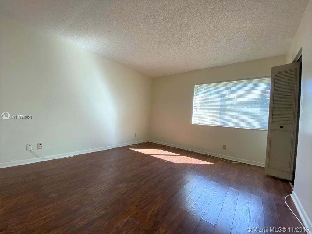 PINE RIDGE AT HAVERHILL C - Residential Lease