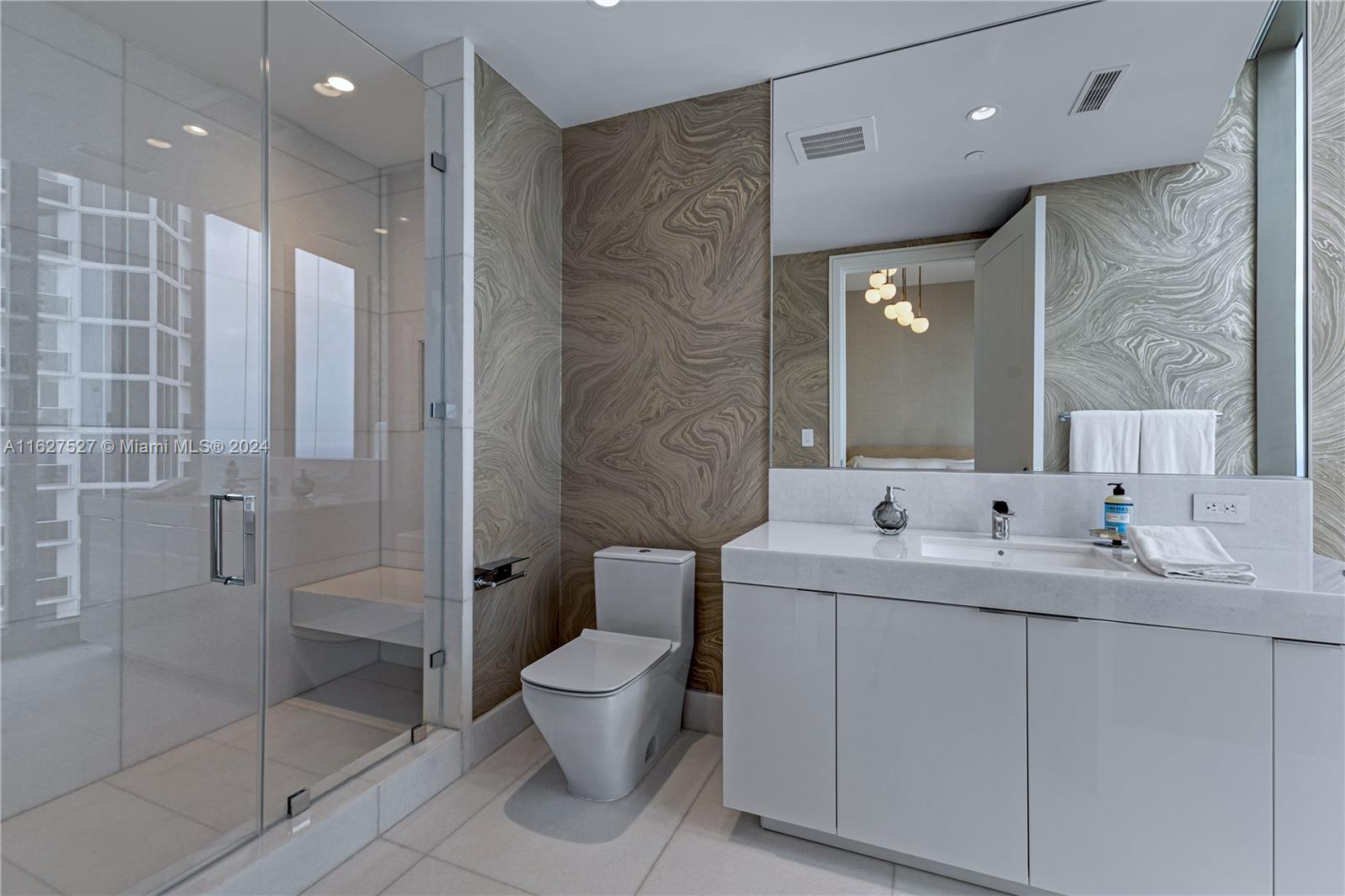 THE ESTATES ACQUALINA - Residential