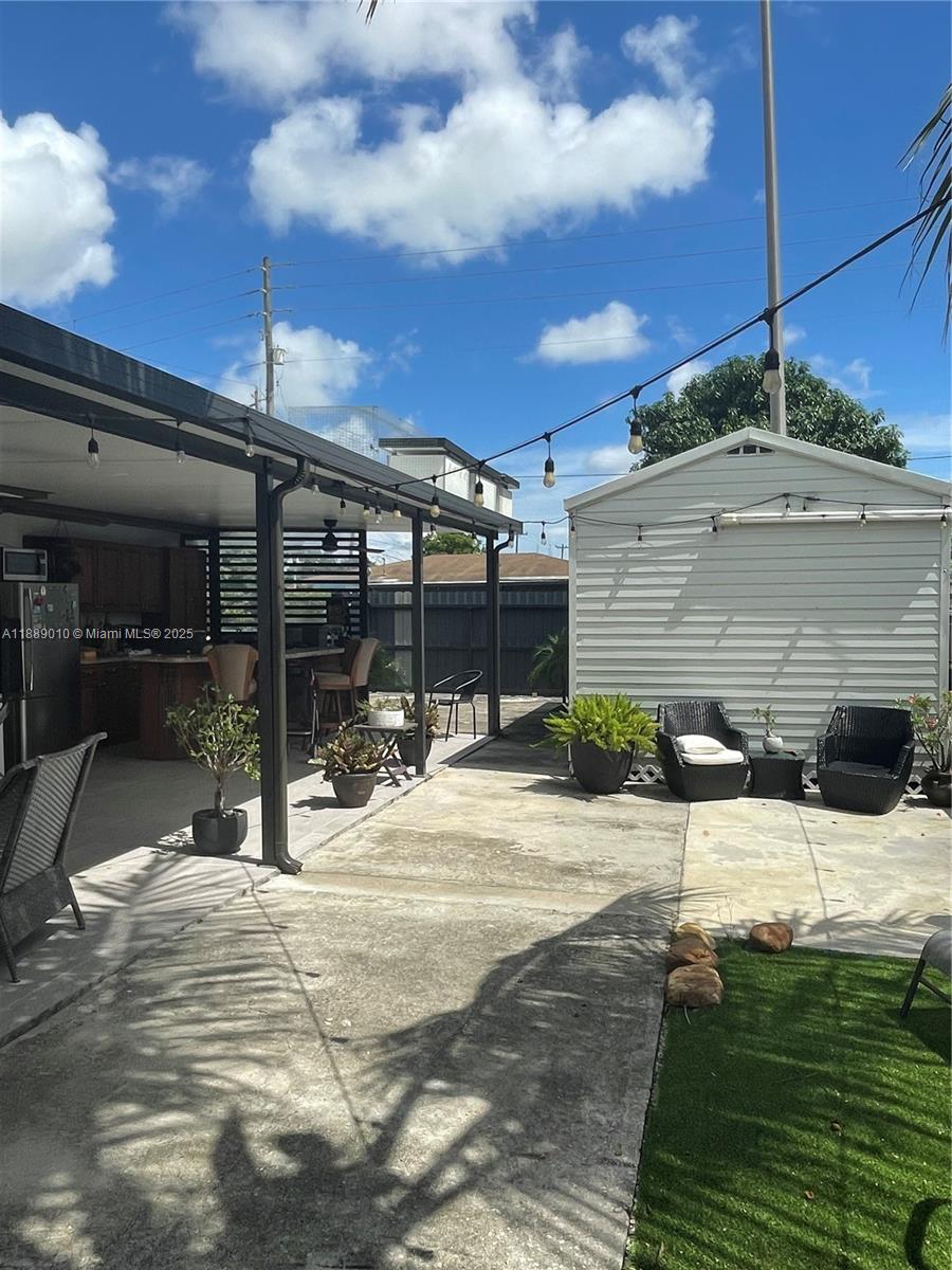 STARLITE PARK - Residential