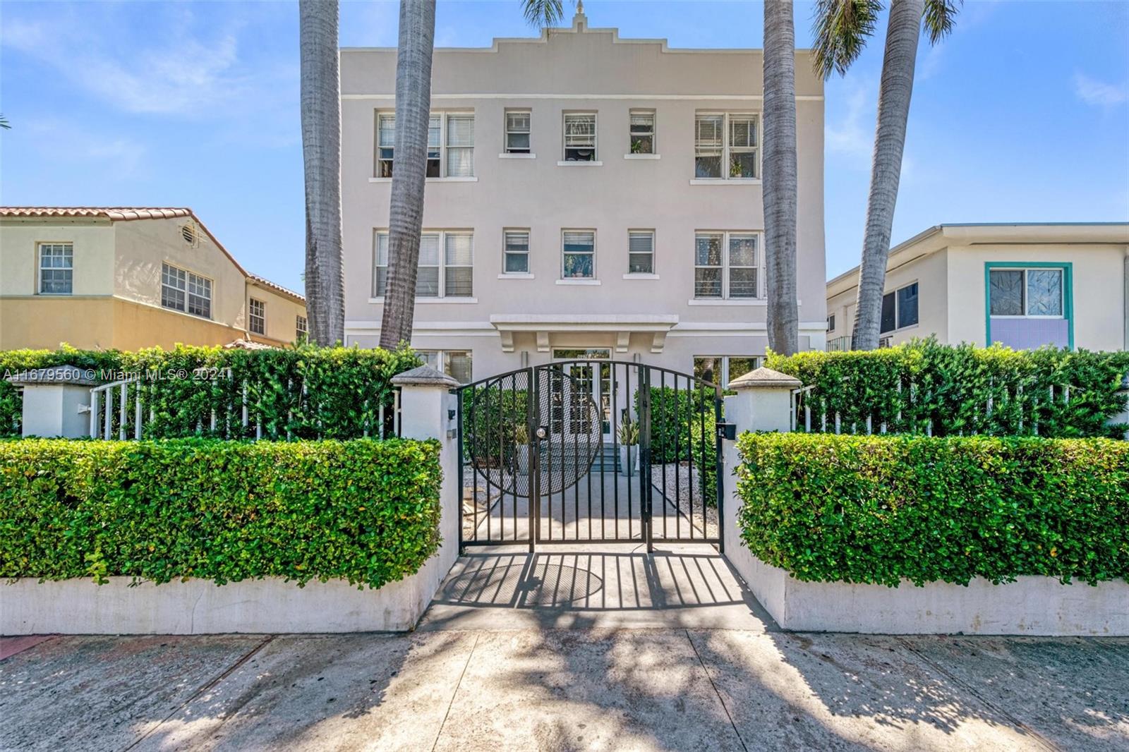 1027 Pennsylvania Ave 103, Miami Beach, Miami-Dade County, Florida - 2 Bedrooms  
1 Bathrooms - 