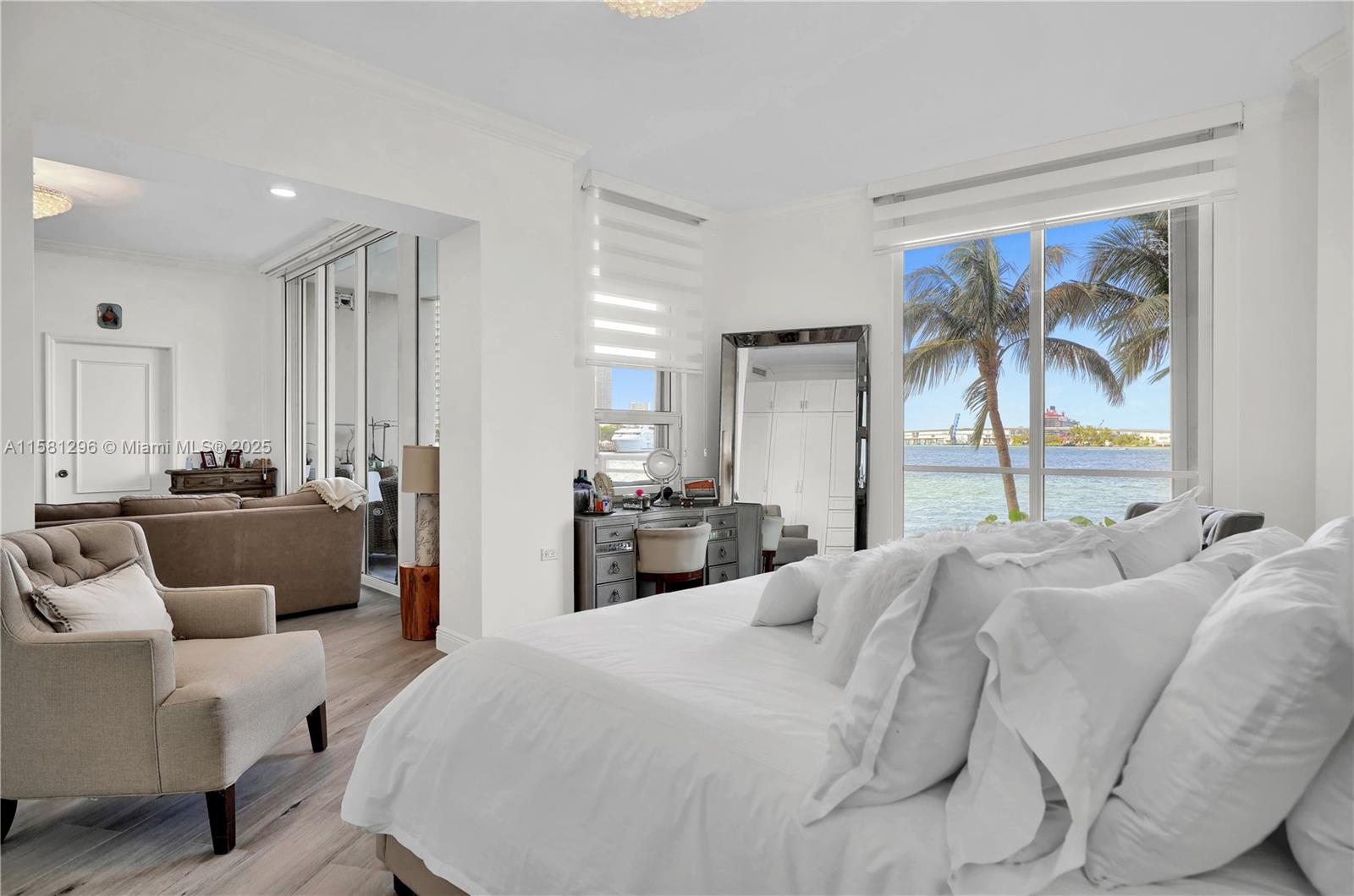 THREE TEQUESTA POINT COND - Residential