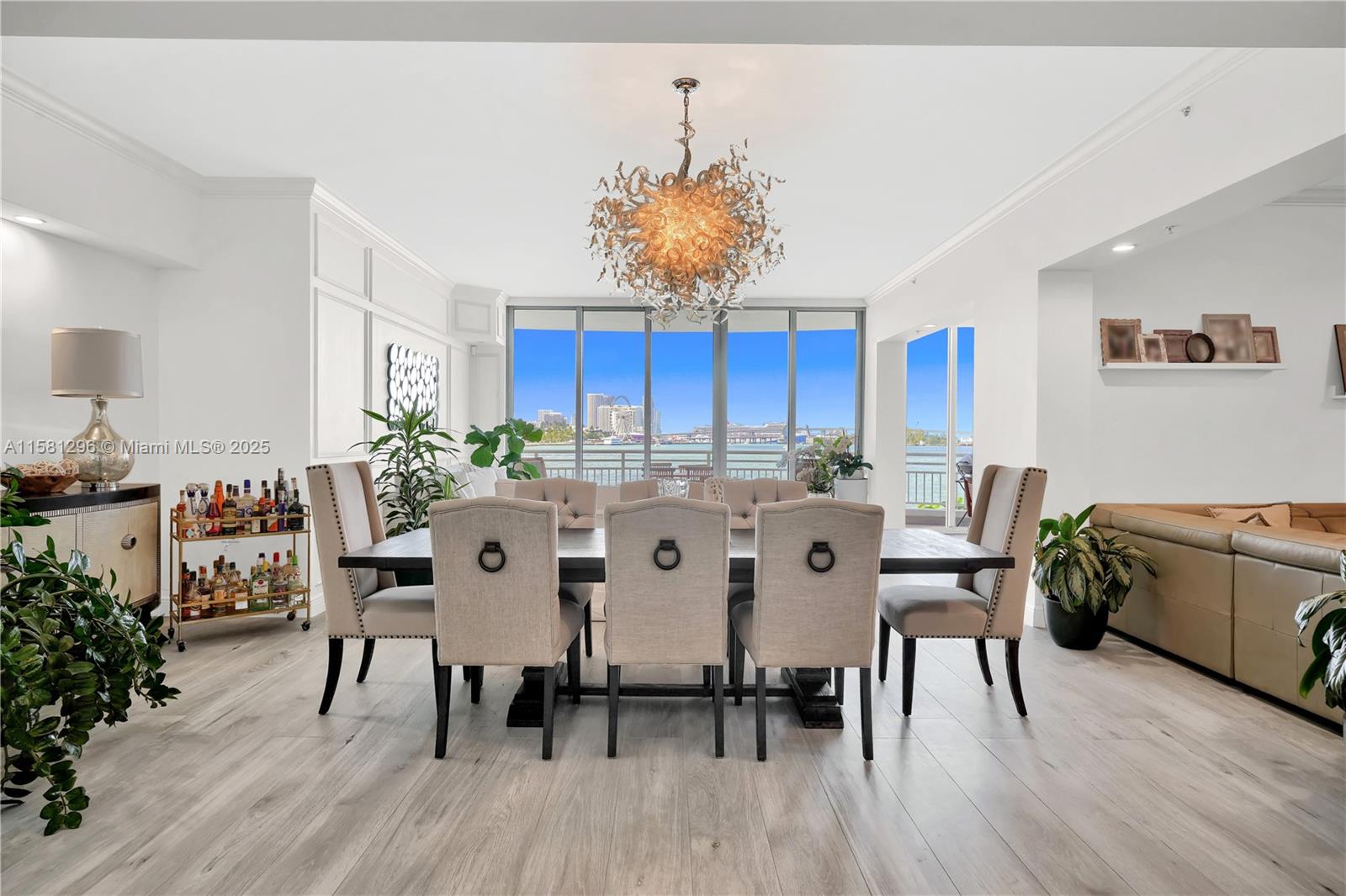 THREE TEQUESTA POINT COND - Residential