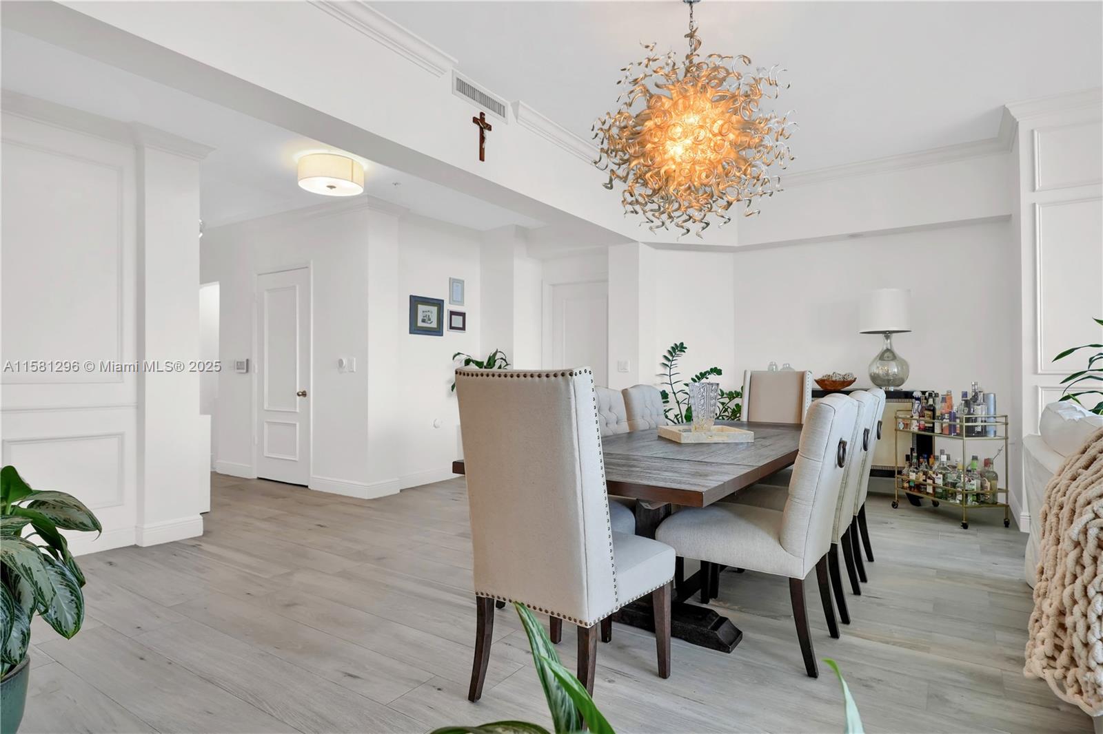 THREE TEQUESTA POINT COND - Residential