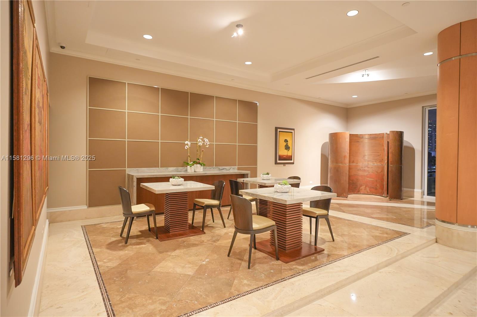 THREE TEQUESTA POINT COND - Residential