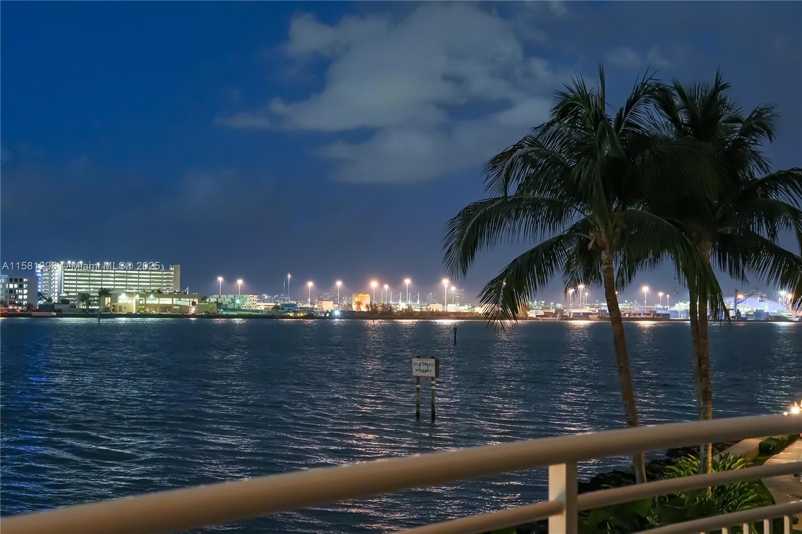 THREE TEQUESTA POINT COND - Residential