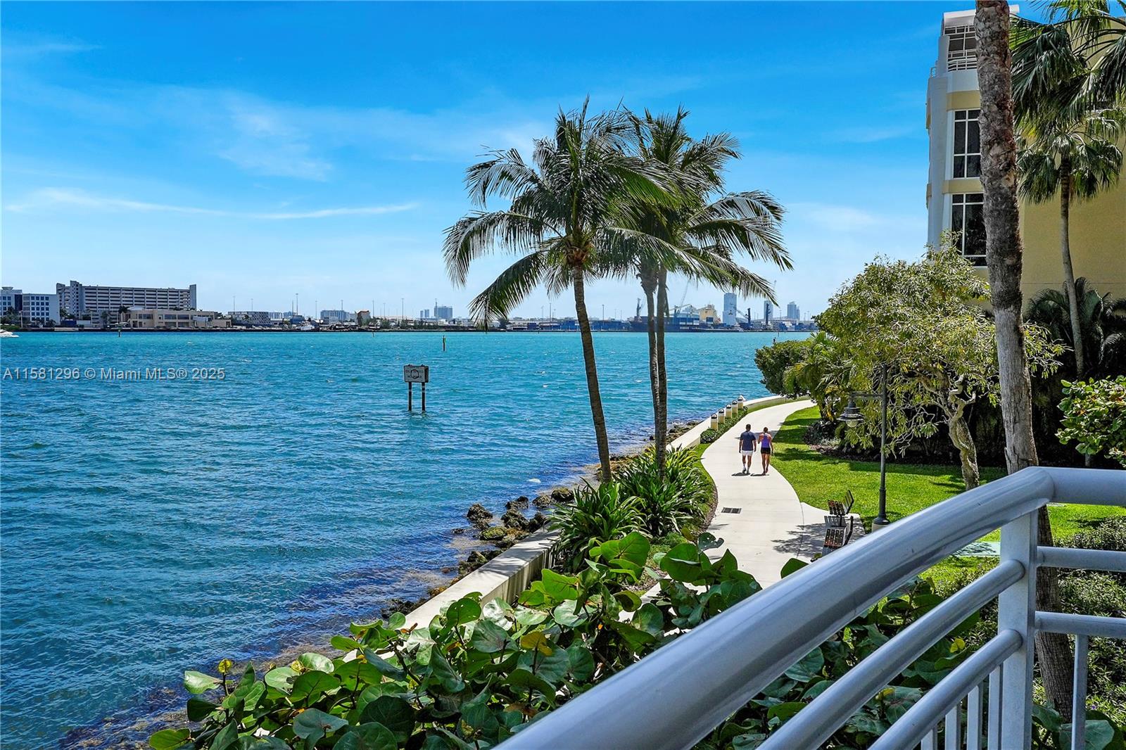 THREE TEQUESTA POINT COND - Residential