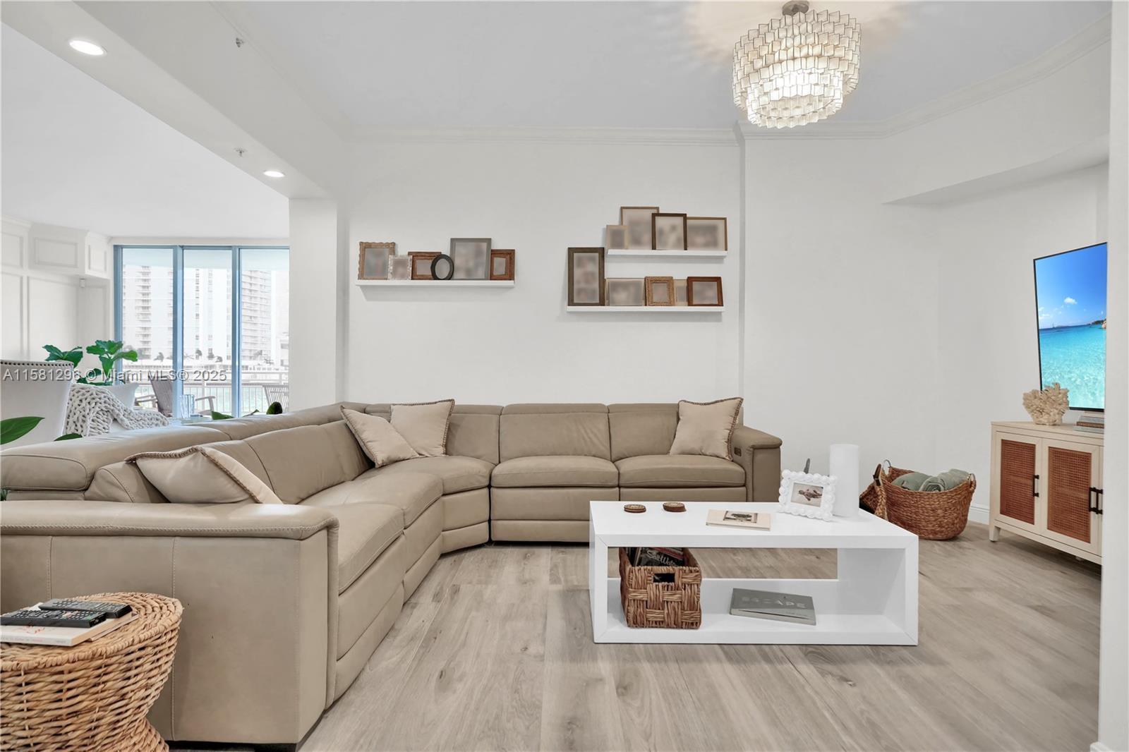 THREE TEQUESTA POINT COND - Residential
