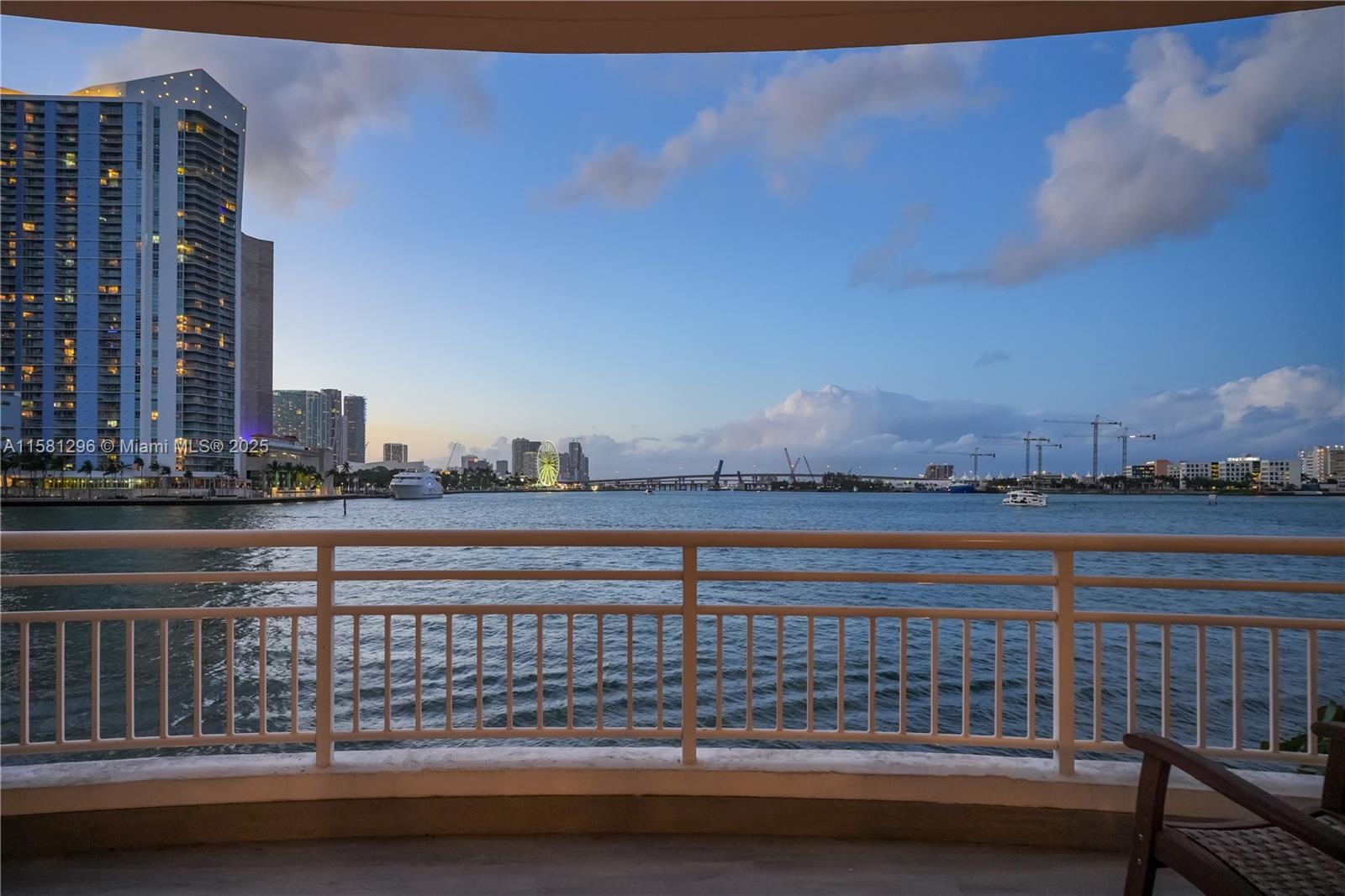 THREE TEQUESTA POINT COND - Residential
