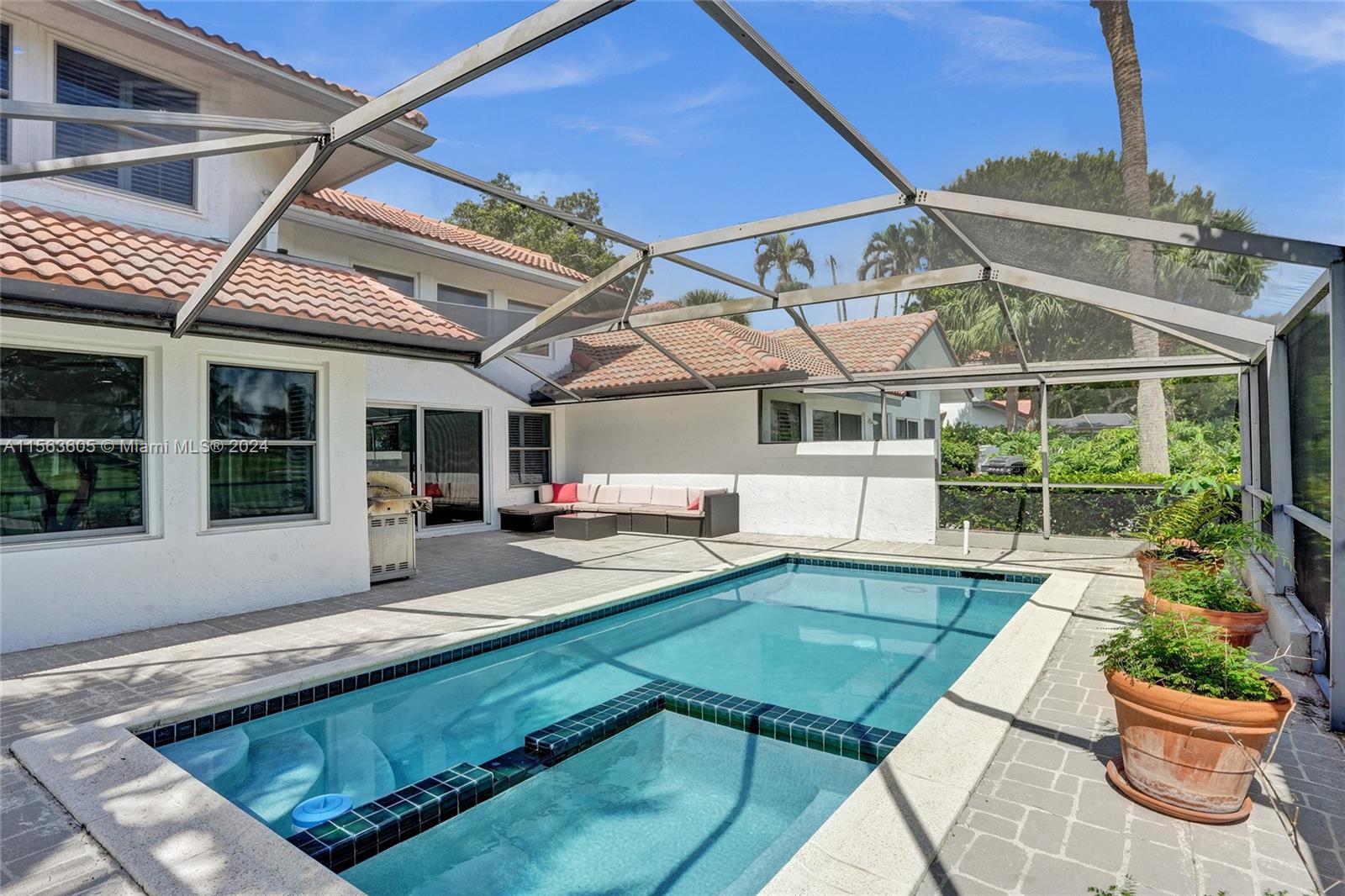 CEDAR CAY - Residential