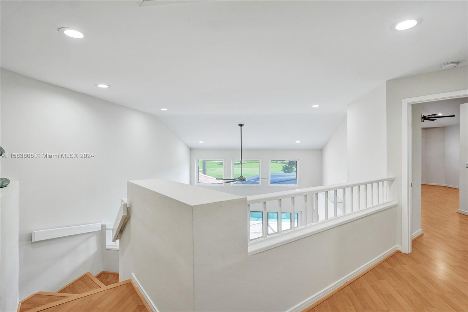 CEDAR CAY - Residential