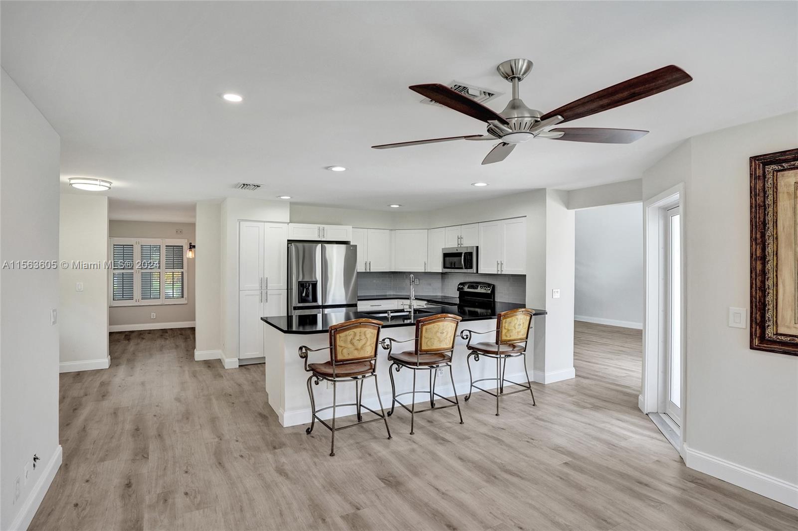 CEDAR CAY - Residential