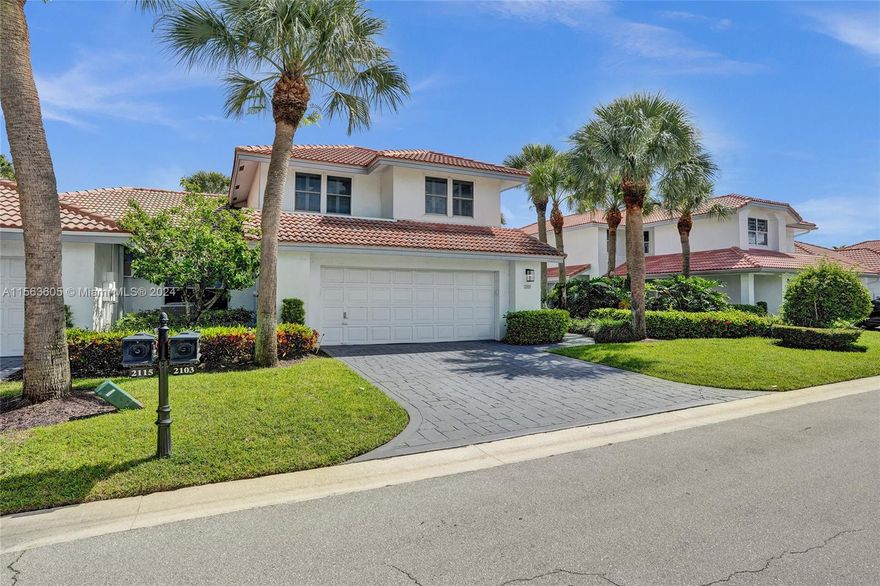 PRICED TO SELL! Corner townhome with pool and hot tub, located on the 9th hole of golf course. Very high ceilings, large open kitchen with family room, formal dining, formal living room, 2 car garage, screened pool area. Broken Sound country club is mandatory membership community. Broken Sound features 2 golf courses, full service spa, restaurants/bar, tennis, pickle ball, and much more! Broken Sound is a mandatory membership community. BRING ALL OFFERS, OWNER ANXIOUS.