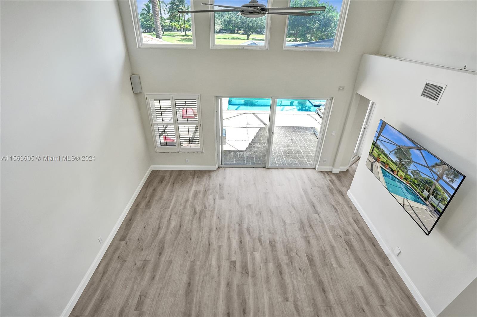 CEDAR CAY - Residential