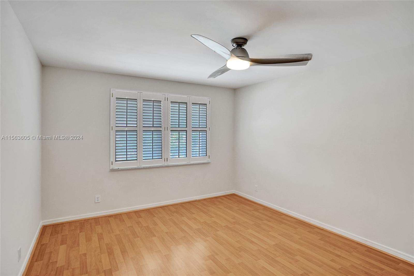 CEDAR CAY - Residential