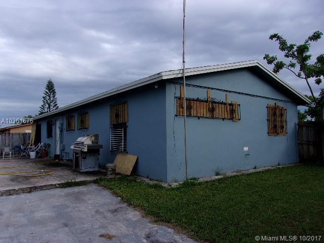 21ST CENTURY HOMES - Residential