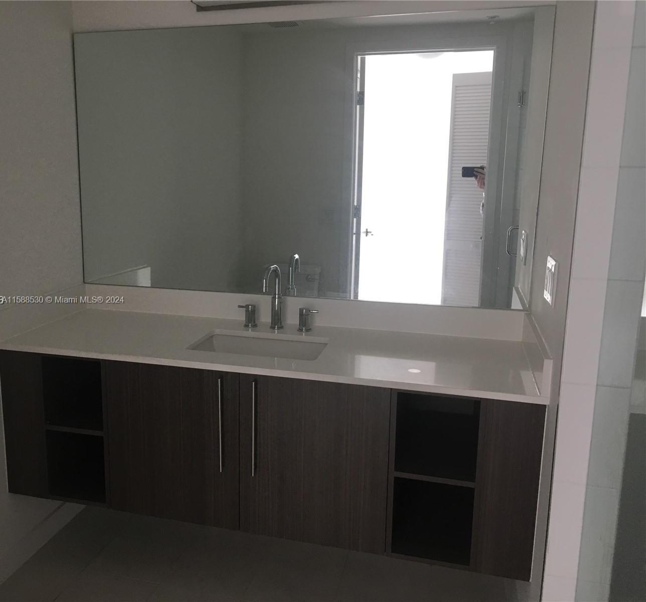 MIDTOWN DORAL - Residential Lease