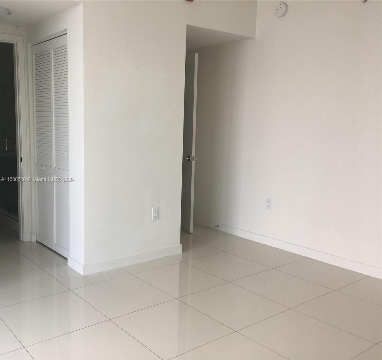 MIDTOWN DORAL - Residential Lease