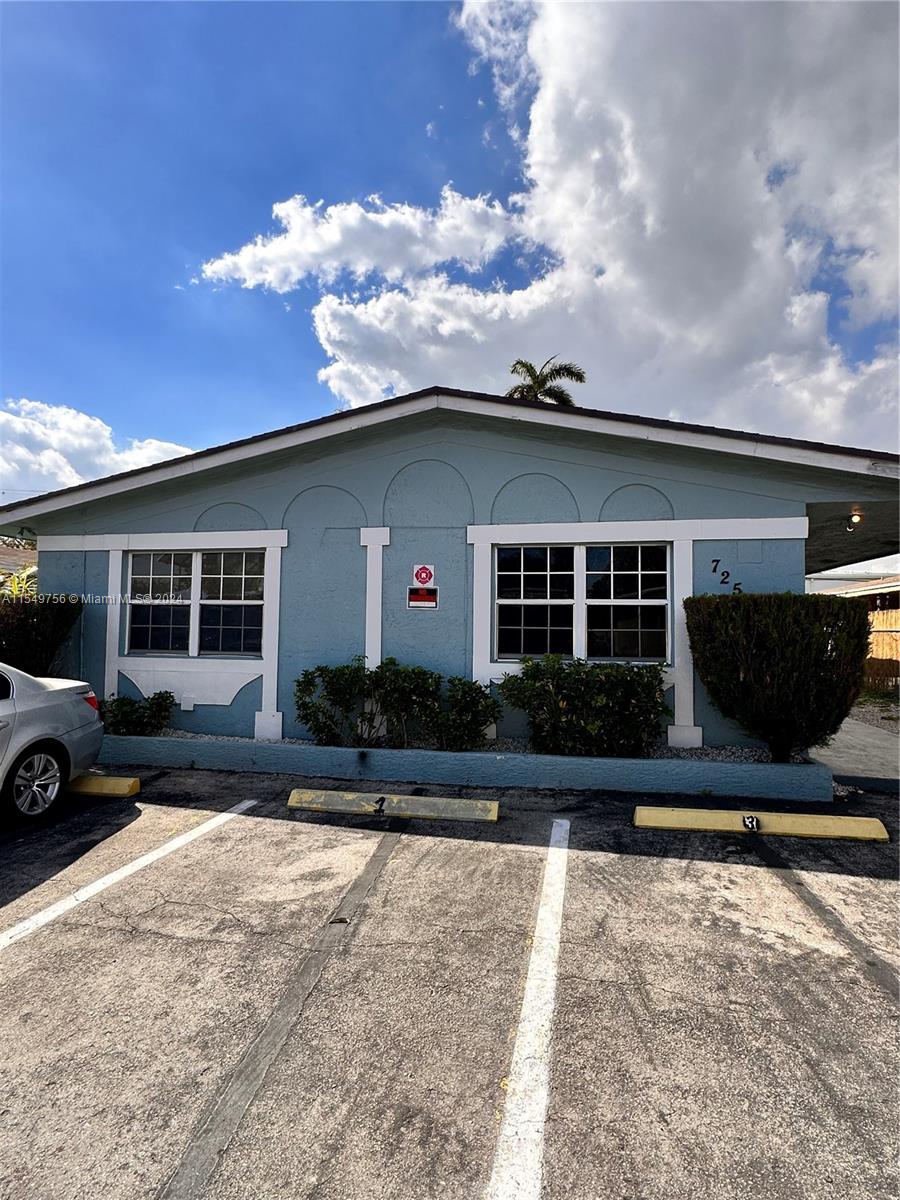 Rental Property at 725 Nw 4th Ave, Fort Lauderdale, Broward County, Florida -  - $925,000 MO.