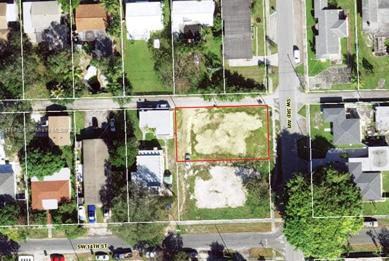 VACANT LOT FOR RESIDENTIAL USE. GREAT LOCATION!!!