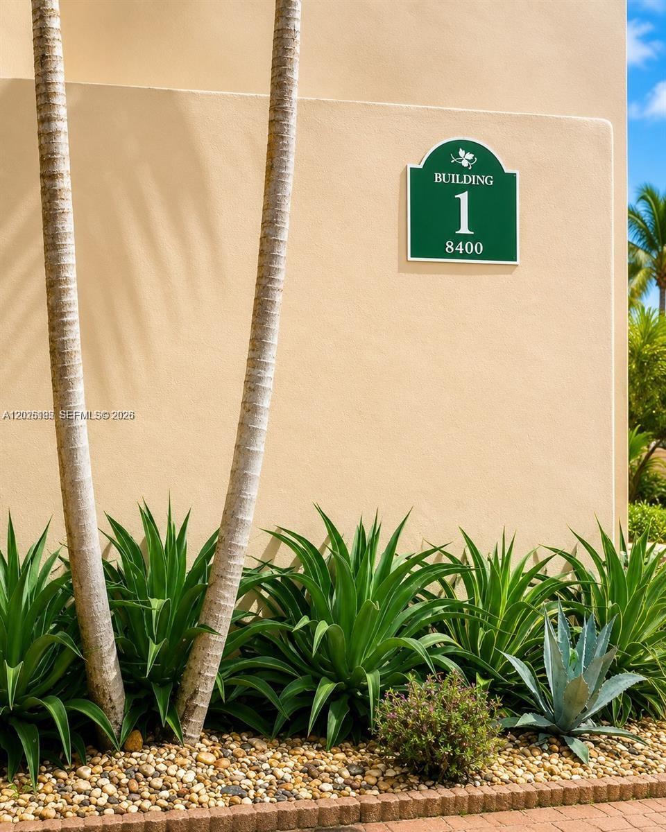 THE HORIZONS WEST CONDO # - Residential