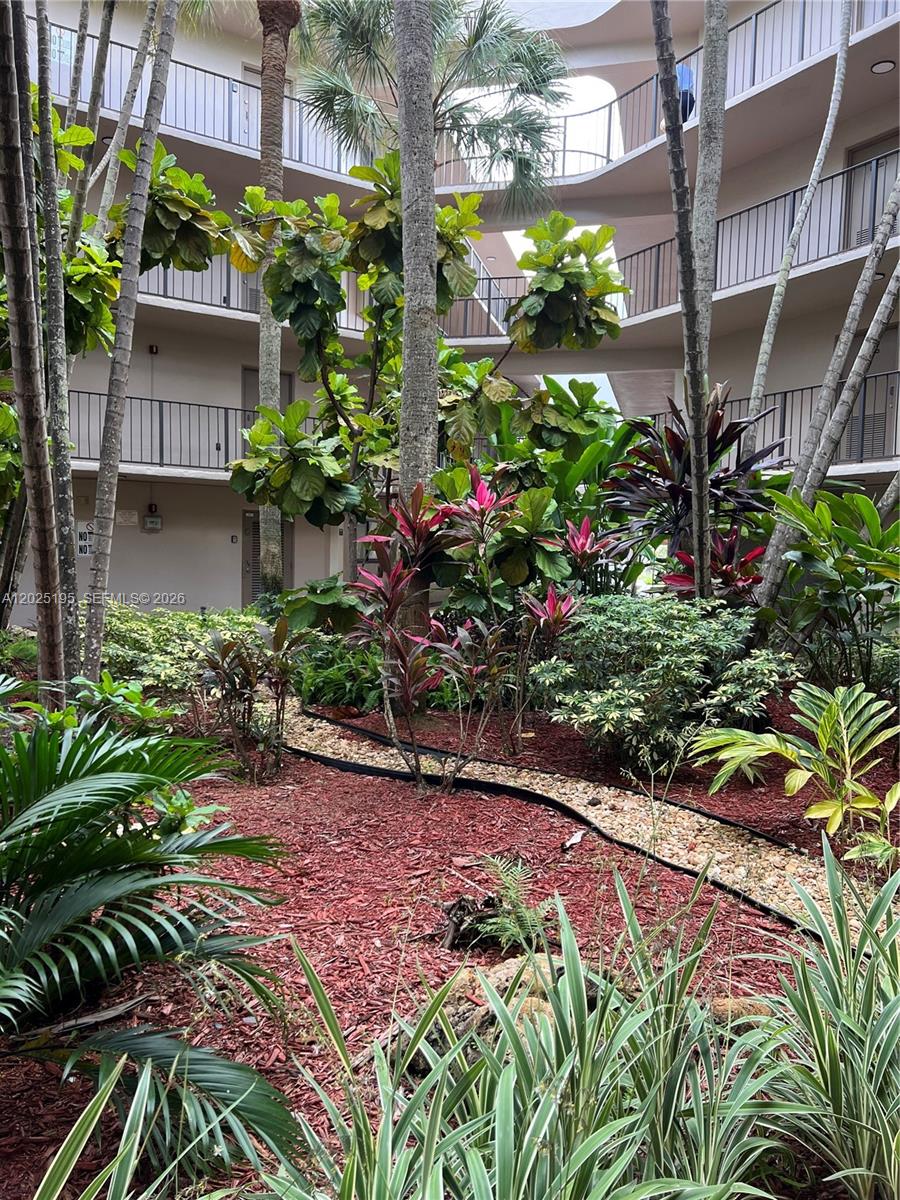 THE HORIZONS WEST CONDO # - Residential