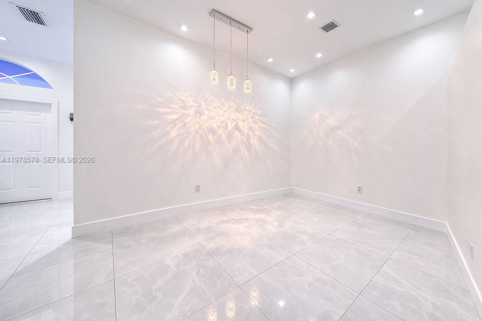 CARIBE LAKES PH III - Residential