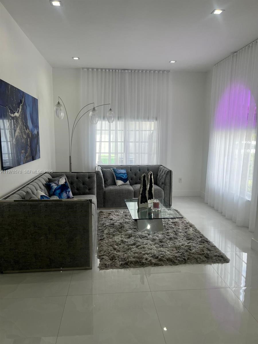 CARIBE LAKES PH III - Residential