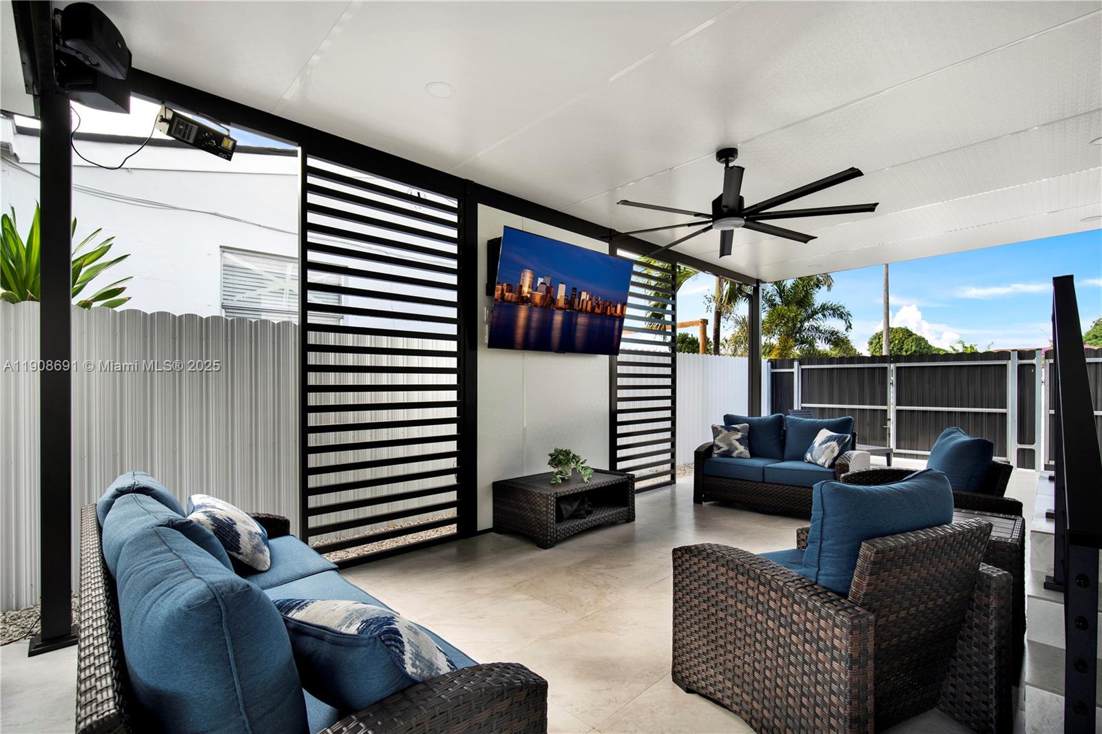 HIALEAH 14TH ADDN - Residential