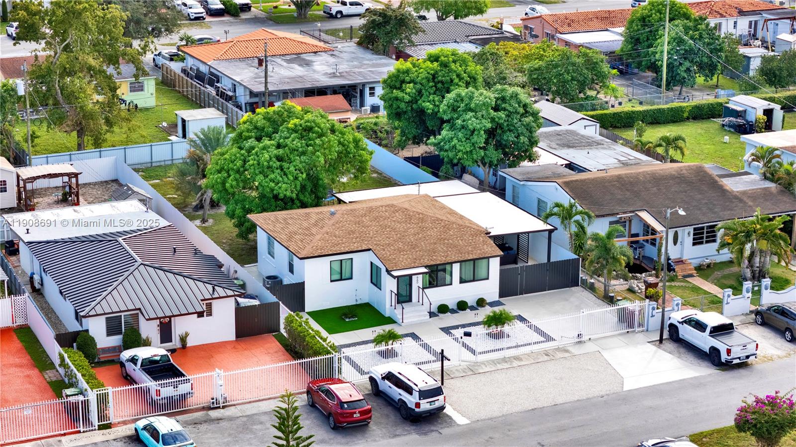 HIALEAH 14TH ADDN - Residential