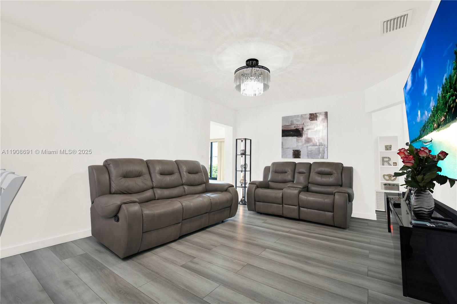 HIALEAH 14TH ADDN - Residential