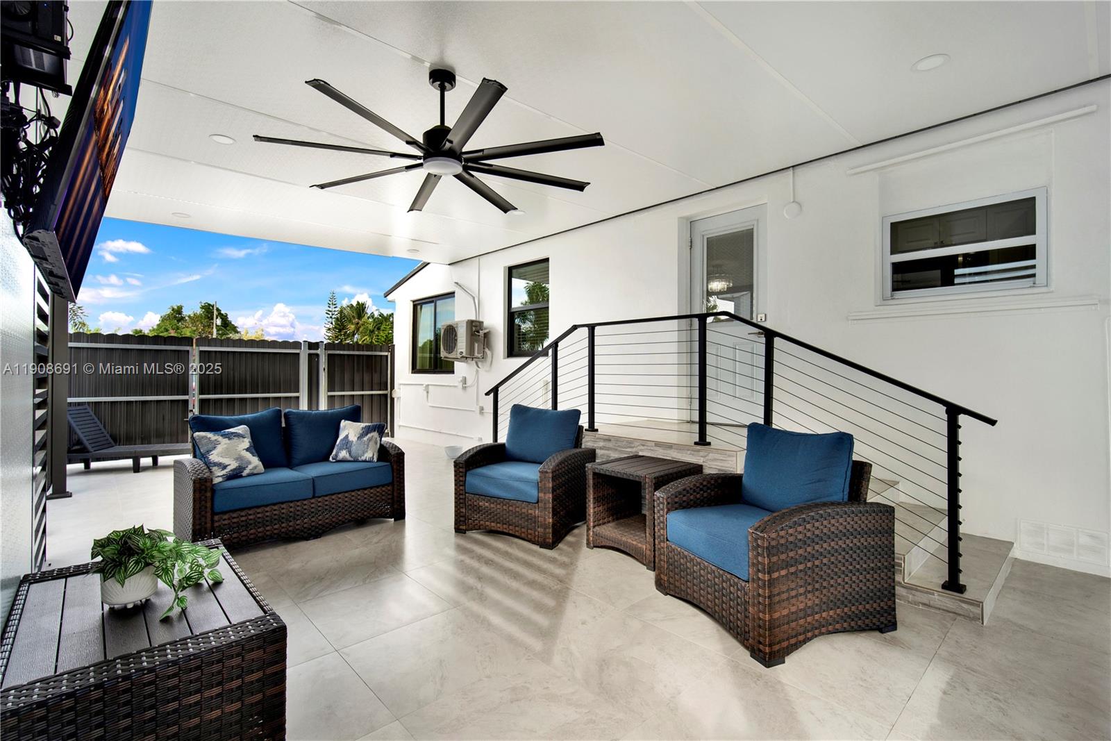 HIALEAH 14TH ADDN - Residential