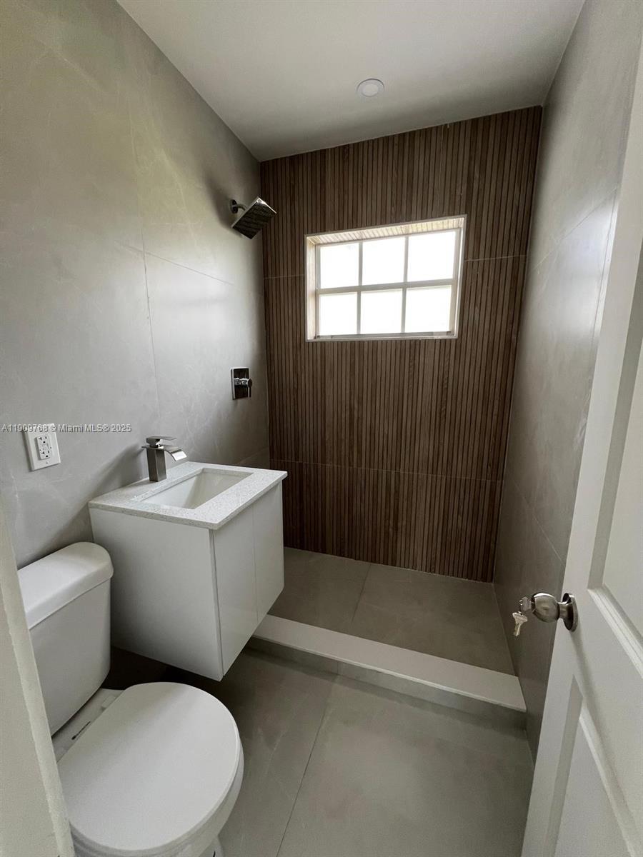 PALM SPRINGS SUB SEC 3 5T - Residential