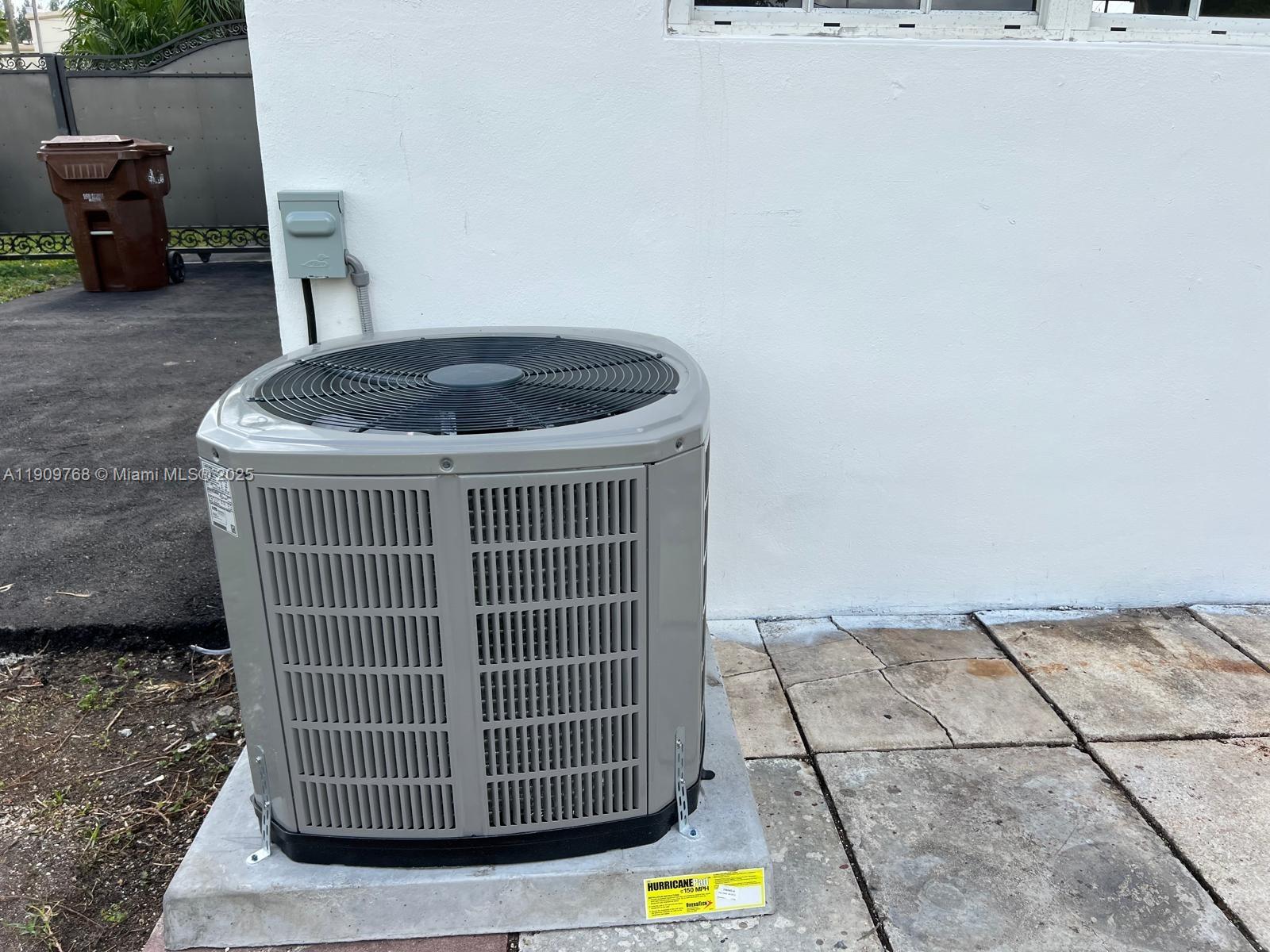 PALM SPRINGS SUB SEC 3 5T - Residential