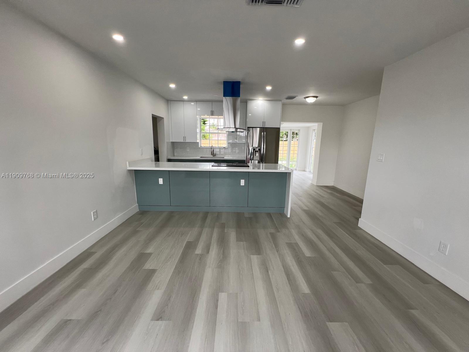 PALM SPRINGS SUB SEC 3 5T - Residential