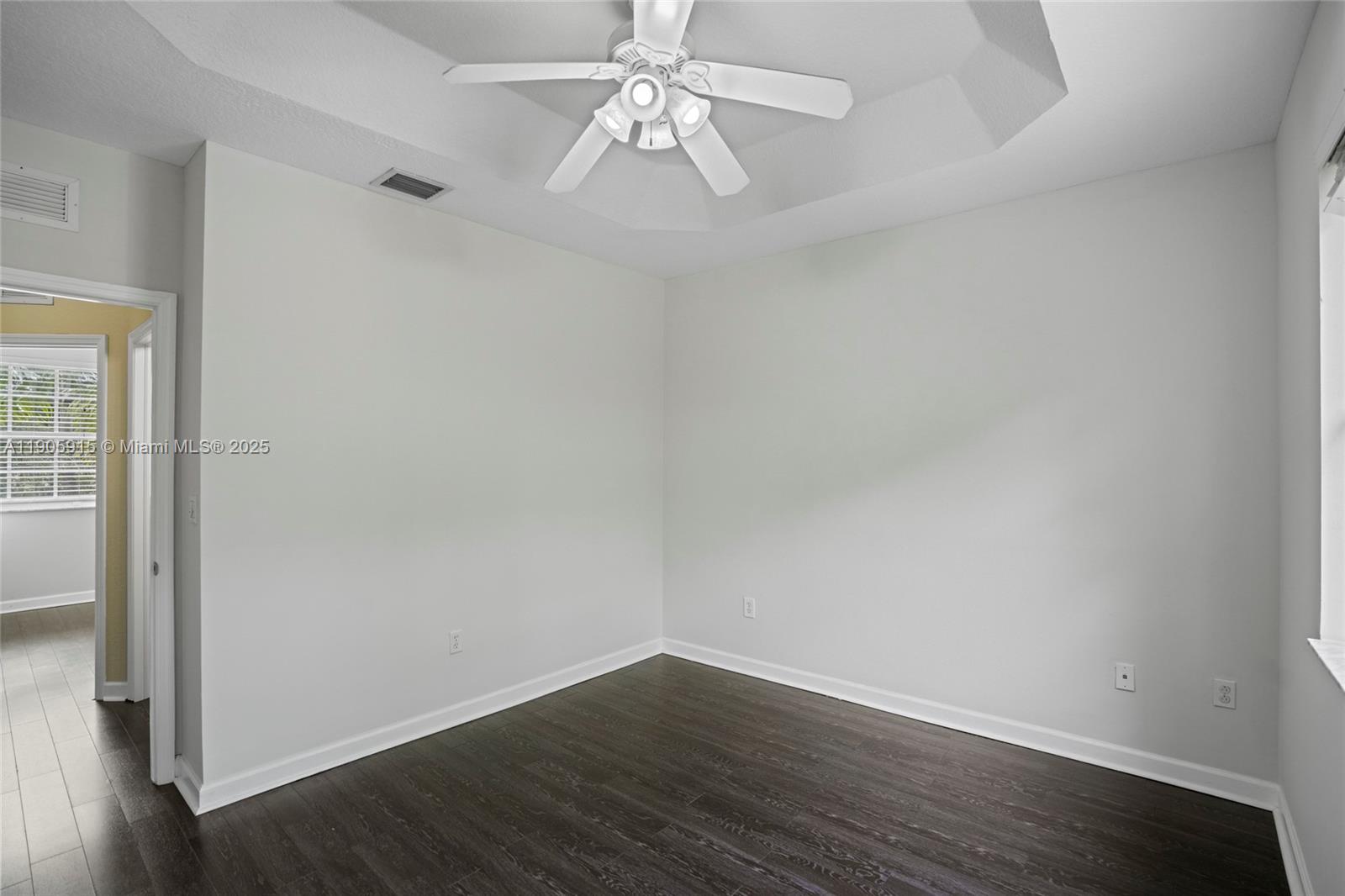 FLORIDIAN ISLES - Residential Lease