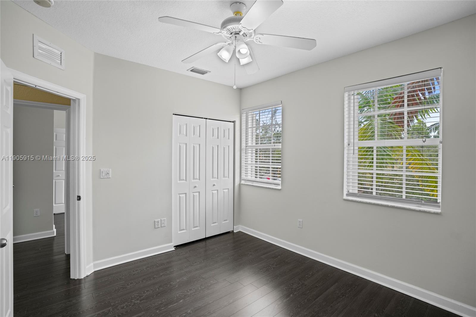 FLORIDIAN ISLES - Residential Lease