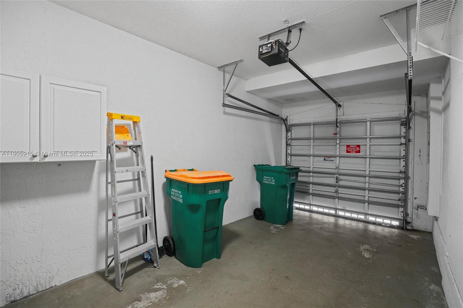 FLORIDIAN ISLES - Residential Lease