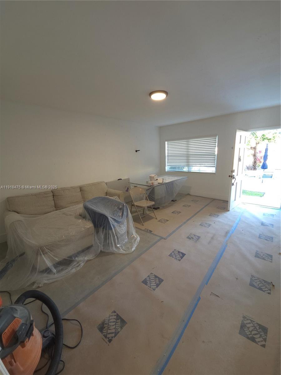 ENVOY NORTH CONDO - Residential