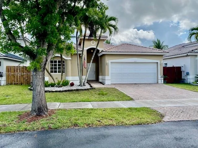 Miami, Florida 33196, United States, 3 Bedrooms Bedrooms, ,2 BathroomsBathrooms,Residential,Pending,125127