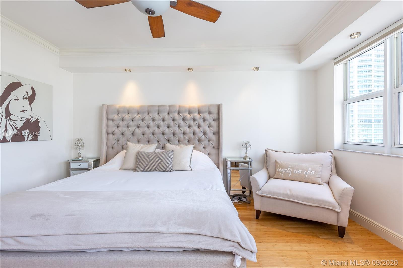 TURNBERRY VLG NO TOWER CO - Residential