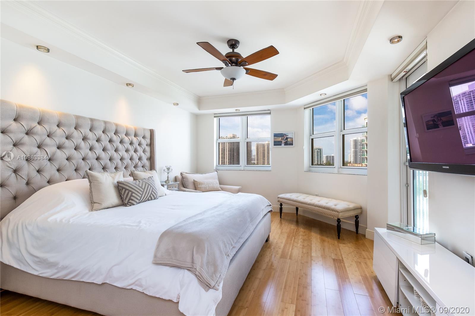 TURNBERRY VLG NO TOWER CO - Residential