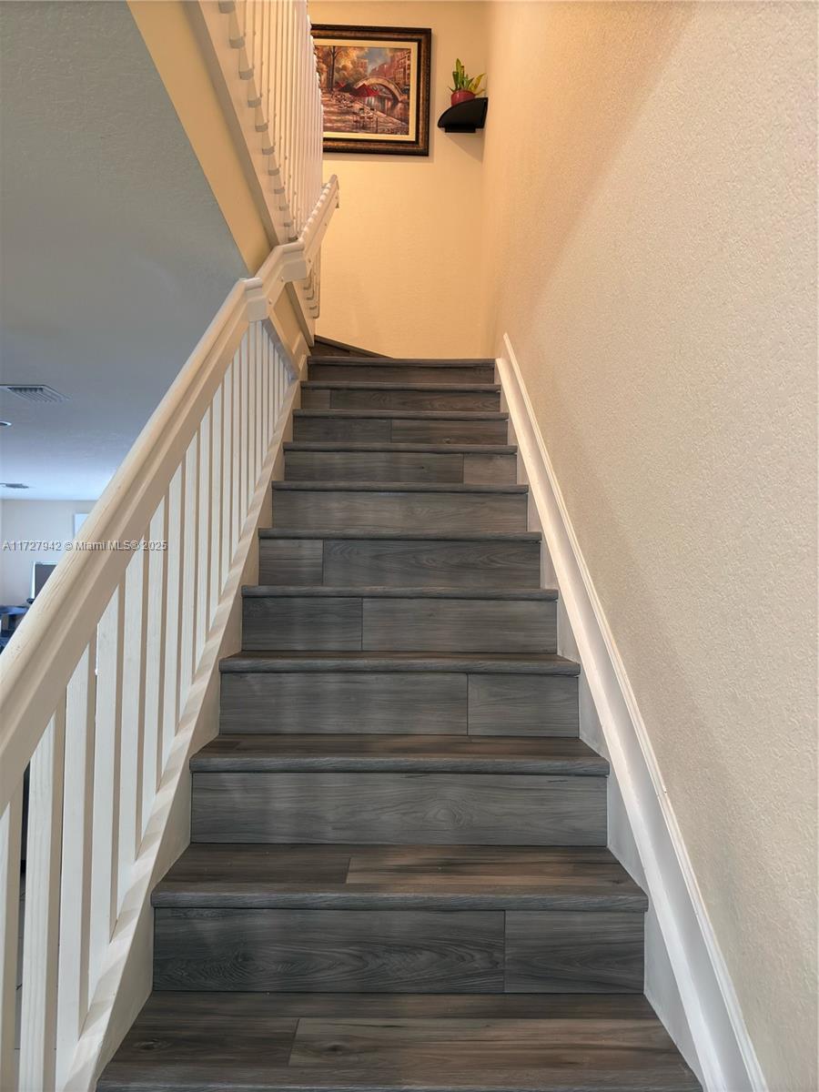 LAKES BY THE BAY EVE REPL - Residential