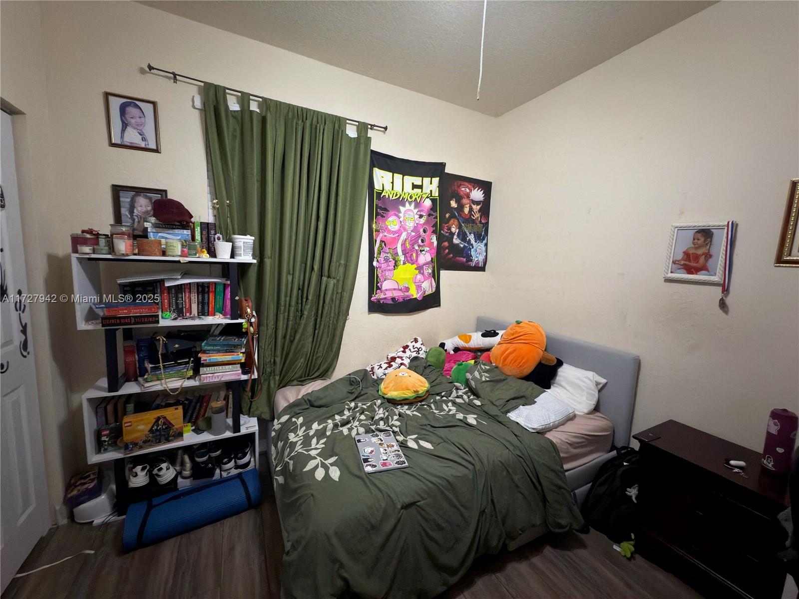 LAKES BY THE BAY EVE REPL - Residential