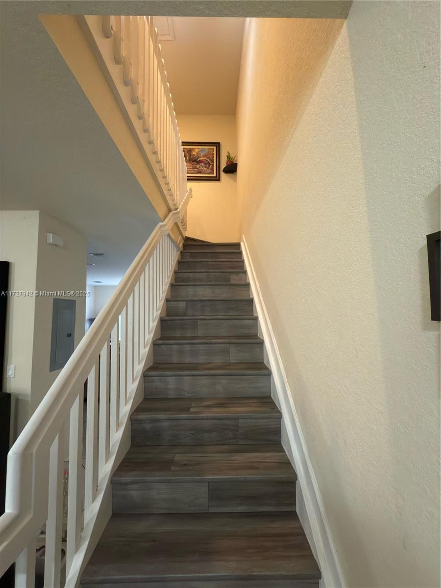 LAKES BY THE BAY EVE REPL - Residential