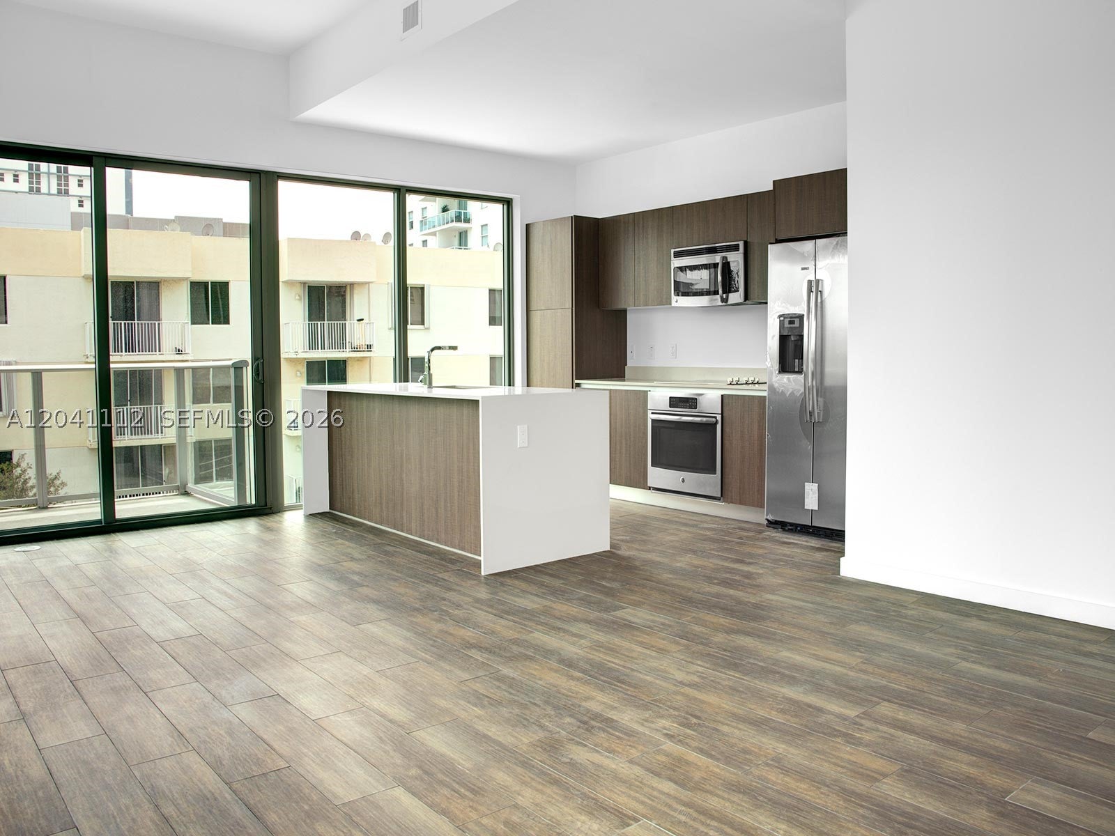 1600 SW 1st Ave 401