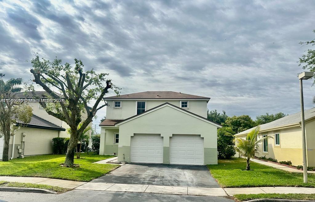 Property for Sale at 18900 Sw 32nd Ct, Miramar, Broward County, Florida - Bedrooms: 6 
Bathrooms: 5  - $1,375,000
