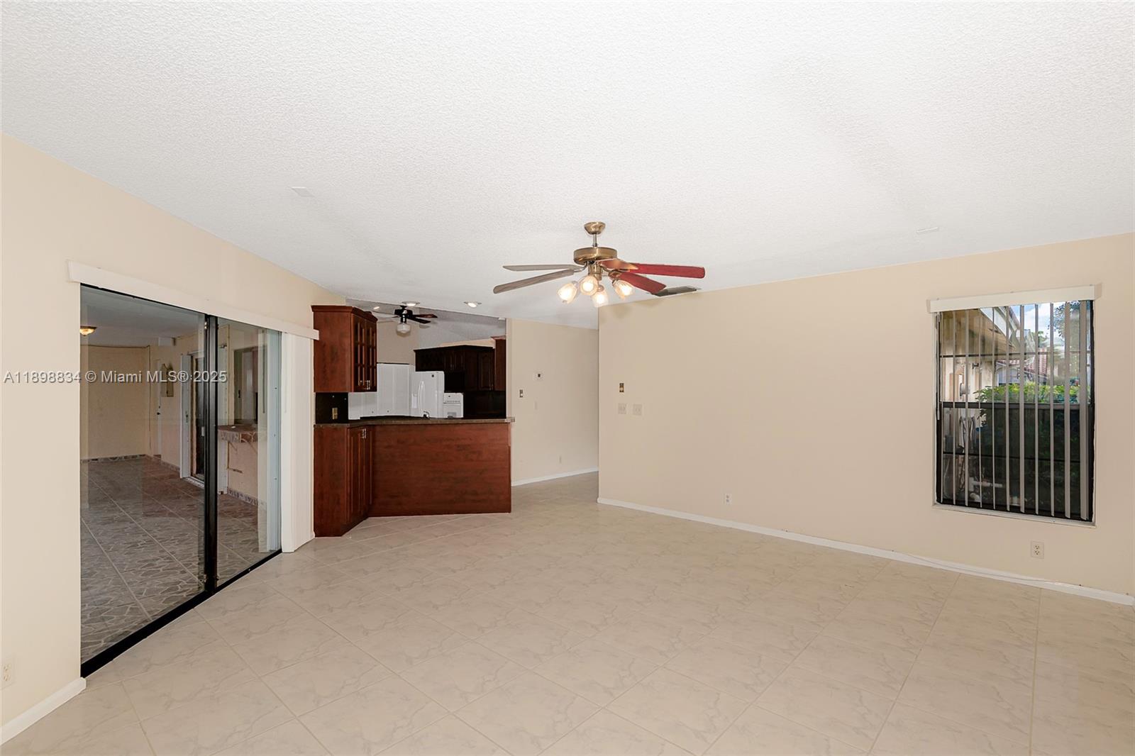 CYPRESS RUN - Residential