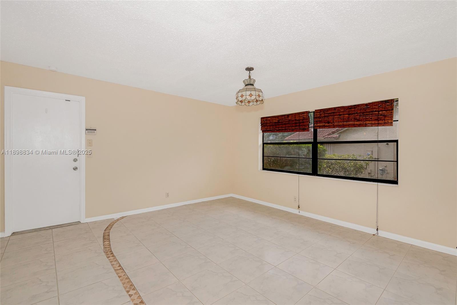 CYPRESS RUN - Residential